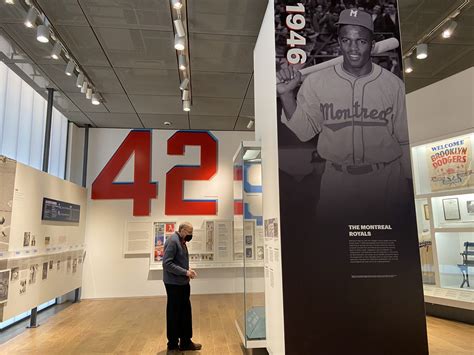 jackie robinson museum nyc